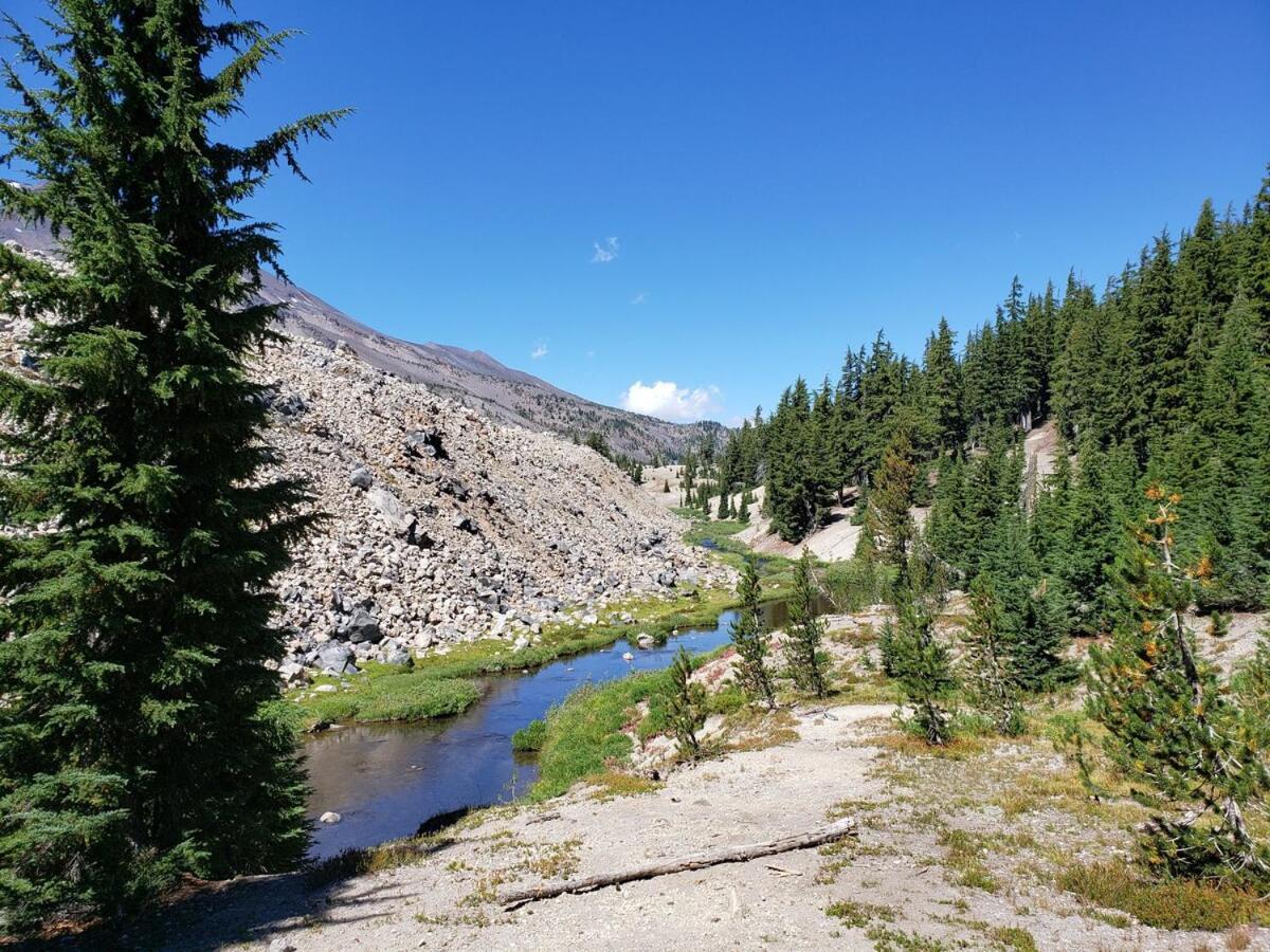 Mt. Bachelor & Sun River Get Away Bend Bagian luar foto